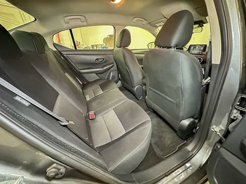 Used 2024 Nissan Sentra SV FWD image 26