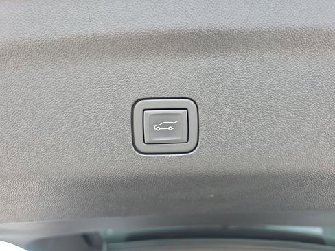 Used 2023 Chevrolet Tahoe RST w/ Luxury Package image 14