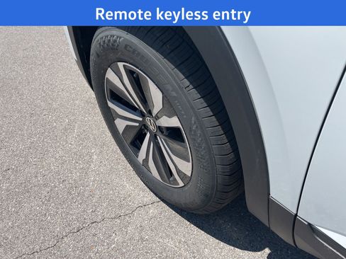 New 2026 Volkswagen Atlas SE FWD image 5