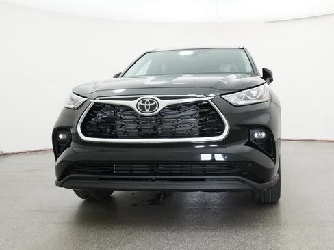 New 2026 Toyota Highlander Limited image 31