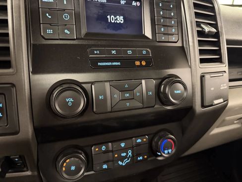 Used 2022 Ford F550 4x4 Regular Cab Super Duty image 20