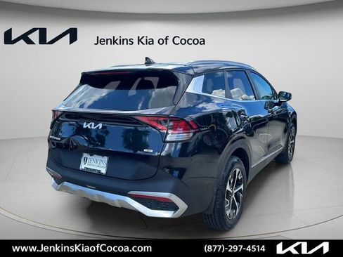 Certified 2025 Kia Sportage EX AWD/4WD image 5