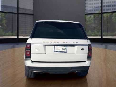 Used 2021 Land Rover Range Rover Westminster Edition image 4