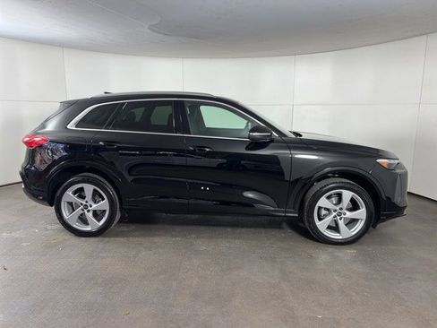 New 2025 Audi Q5 Premium Plus image 8