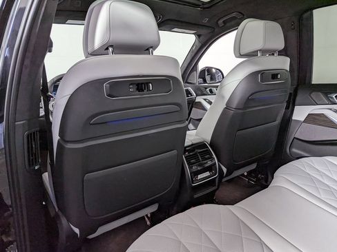 Used 2024 BMW X7 xDrive40i w/ M Sport Package AWD/4WD image 49