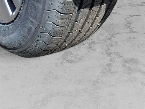 Certified 2023 Nissan Pathfinder S image 6