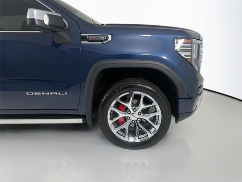 Used 2023 GMC Sierra 1500 Denali w/ Denali Reserve Package image 29