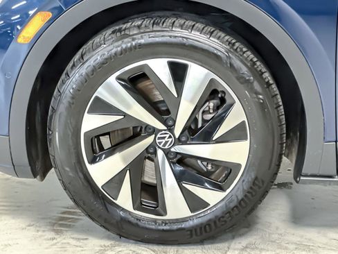 Used 2023 Volkswagen ID.4 Pro image 25