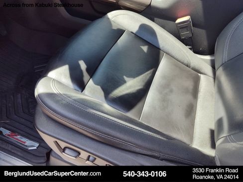 Used 2022 Chevrolet Silverado 1500 LT Trail Boss w/ LT Trail Boss Premium Package AWD/4WD image 22