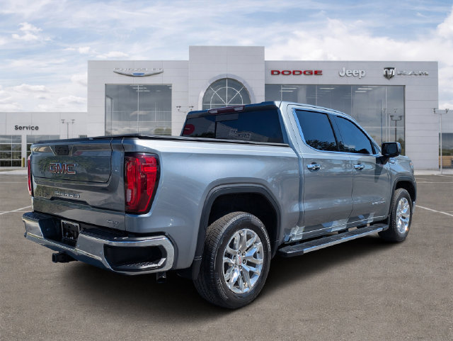 Used 2021 GMC Sierra 1500 SLT w/ SLT Premium Package RWD image 3