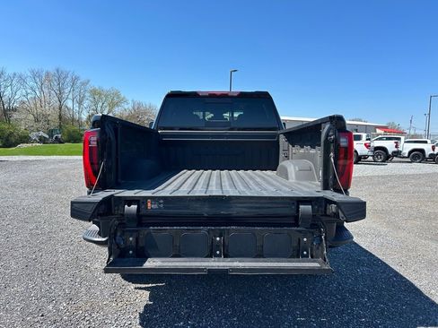 Used 2024 GMC Sierra 2500 Denali AWD/4WD image 19