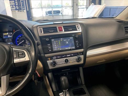 Used 2015 Subaru Outback 2.5i Premium AWD/4WD image 18