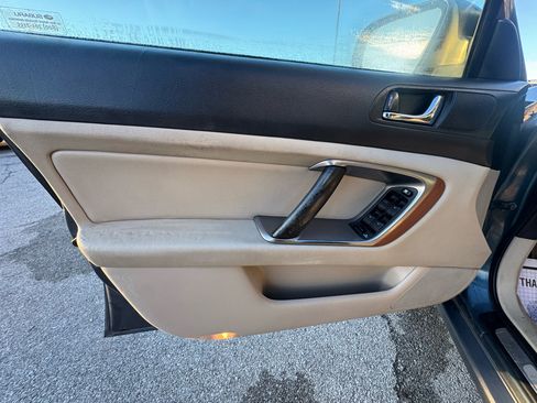 Used 2005 Subaru Outback 3.0R L.L. Bean image 11