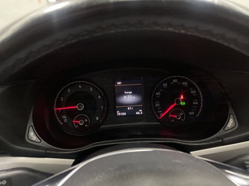 Used 2020 Volkswagen Passat 2.0T SE image 30