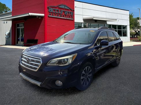 Used 2015 Subaru Outback 2.5i Limited AWD/4WD image 1