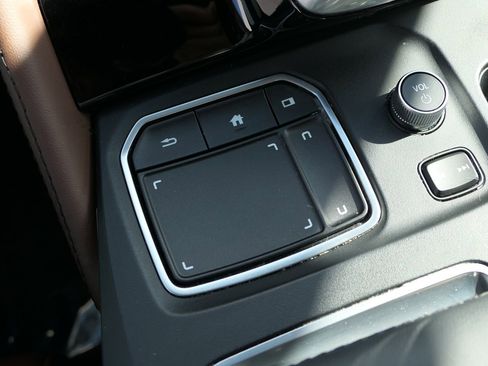 Used 2023 Acura MDX SH-AWD w/ Advance Package image 22