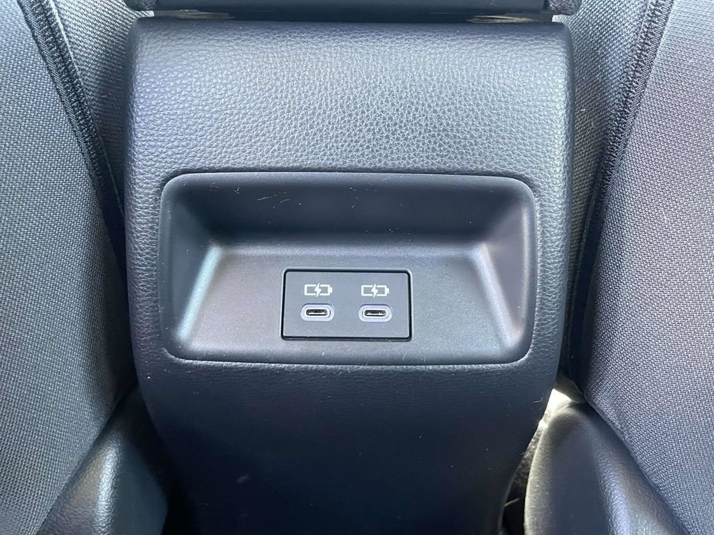 Used 2026 Toyota Corolla LE FWD image 11