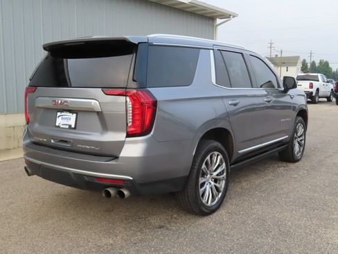 Used 2021 GMC Yukon Denali w/ Denali Premium Package AWD/4WD image 3