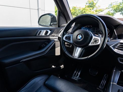 Used 2019 BMW X5 xDrive50i w/ M Sport Package AWD/4WD image 12
