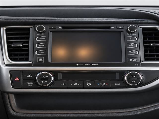 Used 2019 Toyota Highlander Limited Platinum AWD/4WD image 9