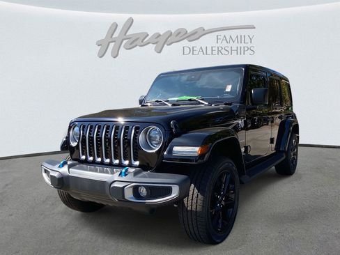 Certified 2023 Jeep Wrangler Sahara w/ Safety Group image 37