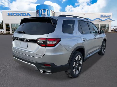 Used 2026 Honda Pilot Touring image 5