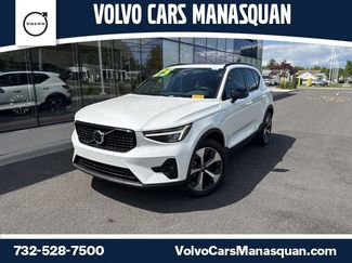 Certified 2025 Volvo XC40 B5 Plus AWD/4WD video 1
