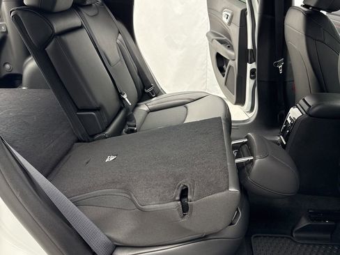 New 2026 Jeep Compass Trailhawk AWD/4WD image 36