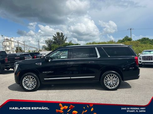 New 2026 GMC Yukon XL Denali w/ Denali Reserve Package AWD/4WD image 4