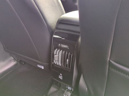 New 2026 Jeep Compass Latitude AWD/4WD image 31