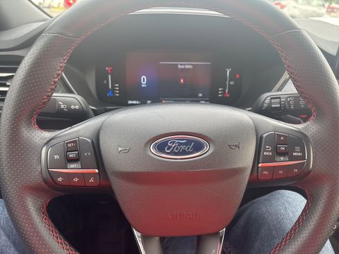 Used 2024 Ford Escape ST-Line image 29