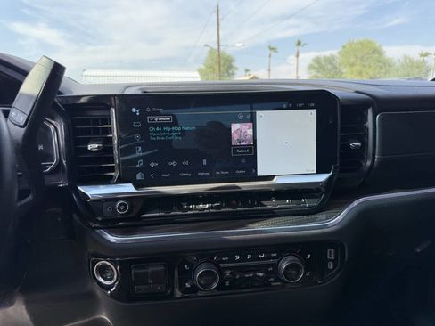 Used 2024 Chevrolet Silverado 2500 LT image 17