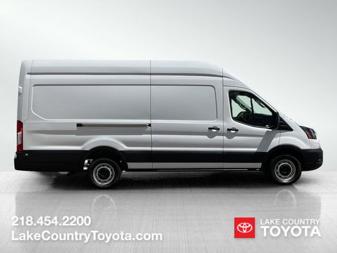 Used 2024 Ford Transit 250 148 High Roof Extended w/ Load Area Protection Package RWD image 6