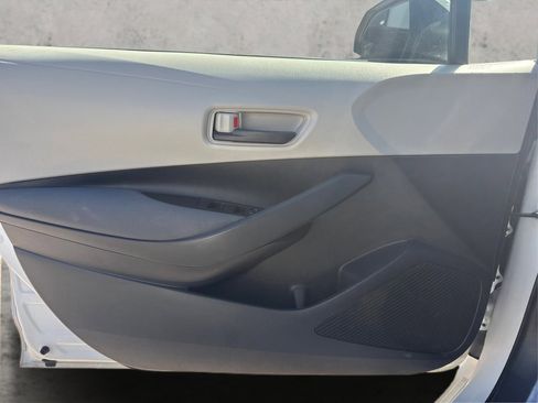 Used 2022 Toyota Corolla LE FWD image 27
