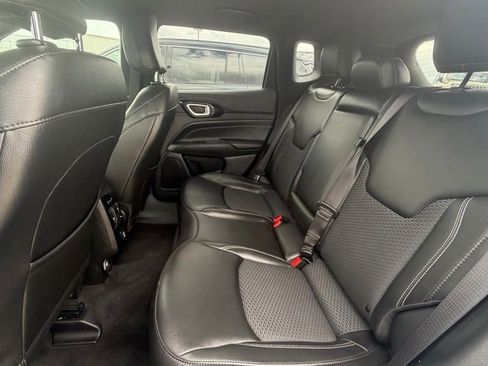 Certified 2023 Jeep Compass Latitude AWD/4WD image 13