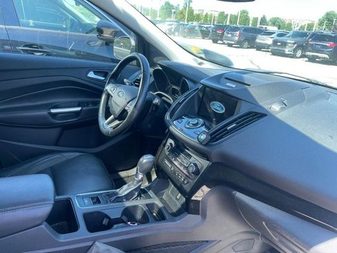 Used 2017 Ford Escape Titanium w/ Canadian Touring Package AWD/4WD image 2