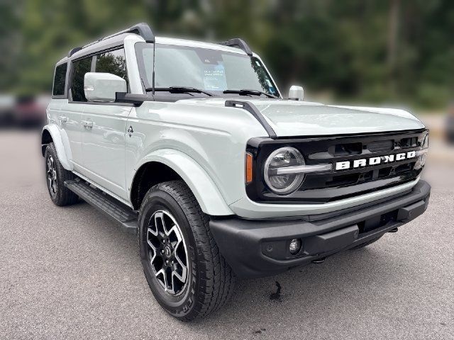 Certified 2023 Ford Bronco Outer Banks AWD/4WD image 2