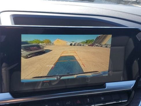 New 2026 GMC Sierra 1500 SLT image 24