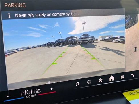 Used 2026 BMW X3 xDrive30 w/ Premium Package image 13