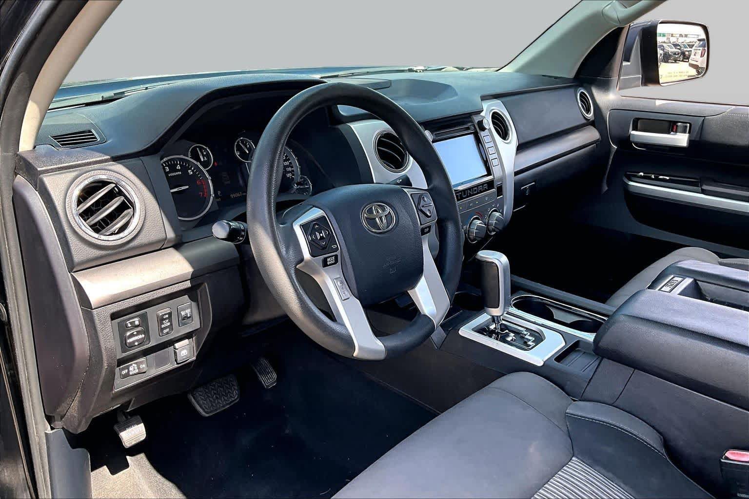 Used 2014 Toyota Tundra SR5 w/ SR5 Upgrade Package RWD image 18