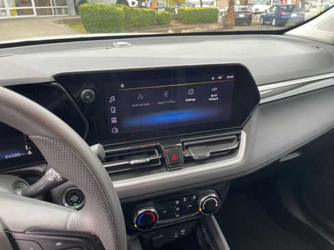 Used 2025 Chevrolet TrailBlazer LT image 18