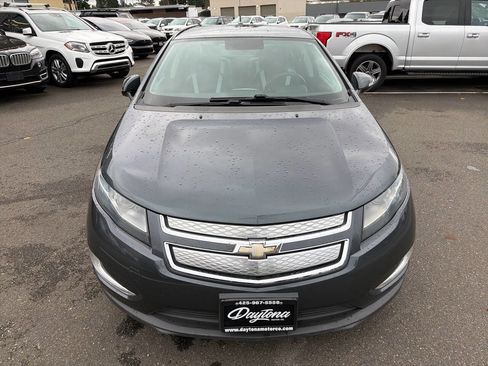 Used 2013 Chevrolet Volt Premium w/ Premium Trim Package image 9