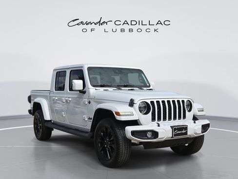 Used 2022 Jeep Gladiator Overland AWD/4WD image 1