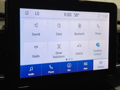 Used 2020 Ford Explorer XLT w/ Equipment Group 202A AWD/4WD image 46