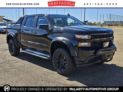 Used 2020 Chevrolet Silverado 1500 Custom w/ Custom Value Package
