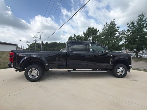 New 2026 Ford F350 XLT w/ XLT Premium Package AWD/4WD image 27