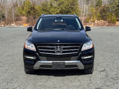 Used 2014 Mercedes-Benz ML 350 4MATIC w/ Premium 1 Package image 3