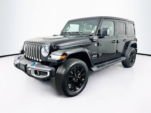 Used 2023 Jeep Wrangler Sahara w/ Cold Weather Group image 3