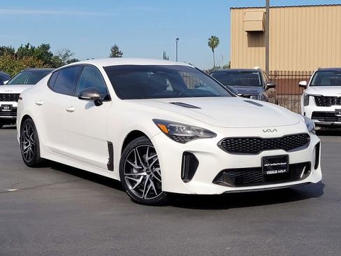Certified 2022 Kia Stinger GT-Line RWD image 2