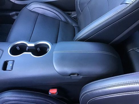 Used 2024 Ford Mustang GT Premium image 17